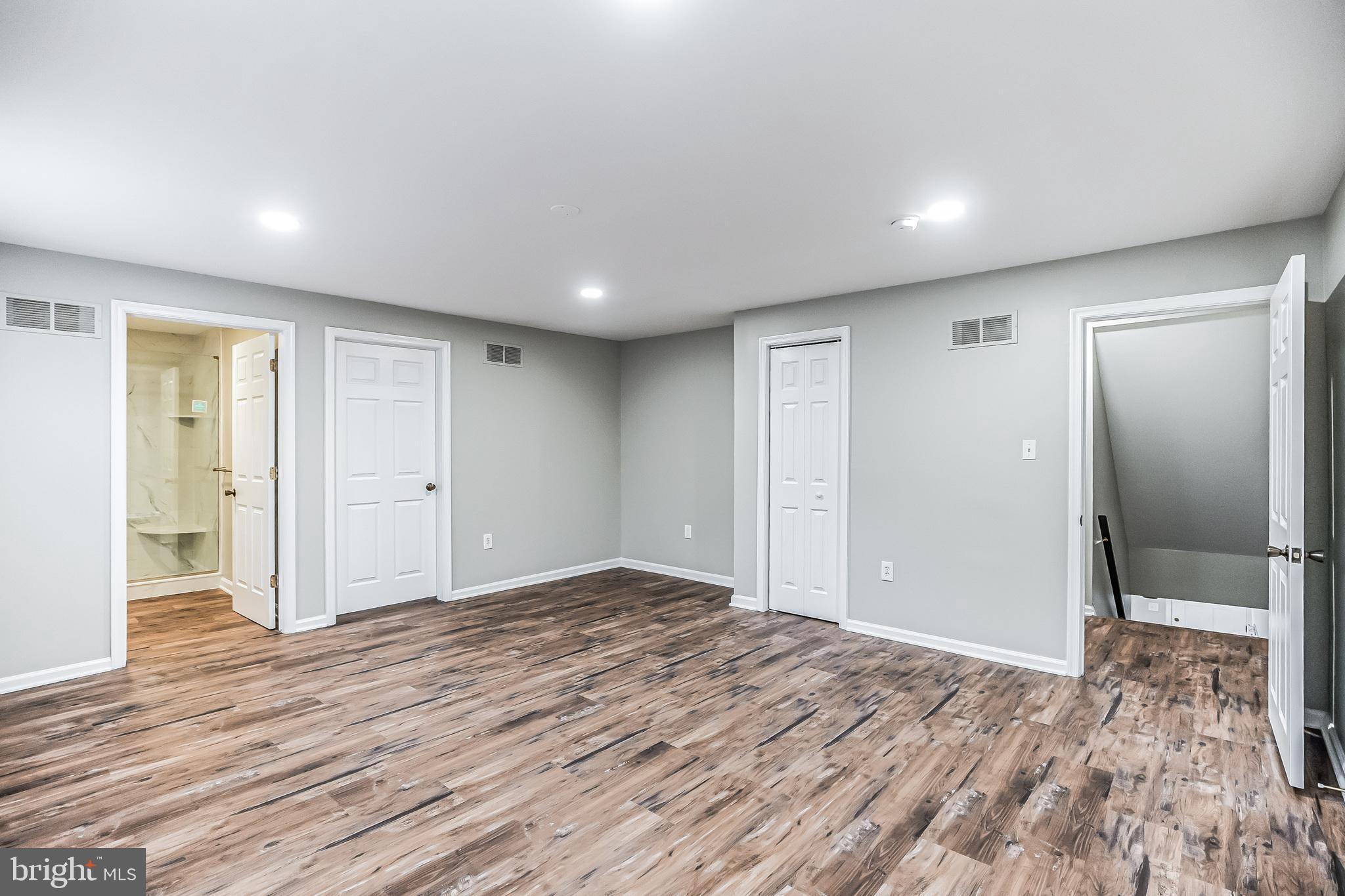 203 FORD ST