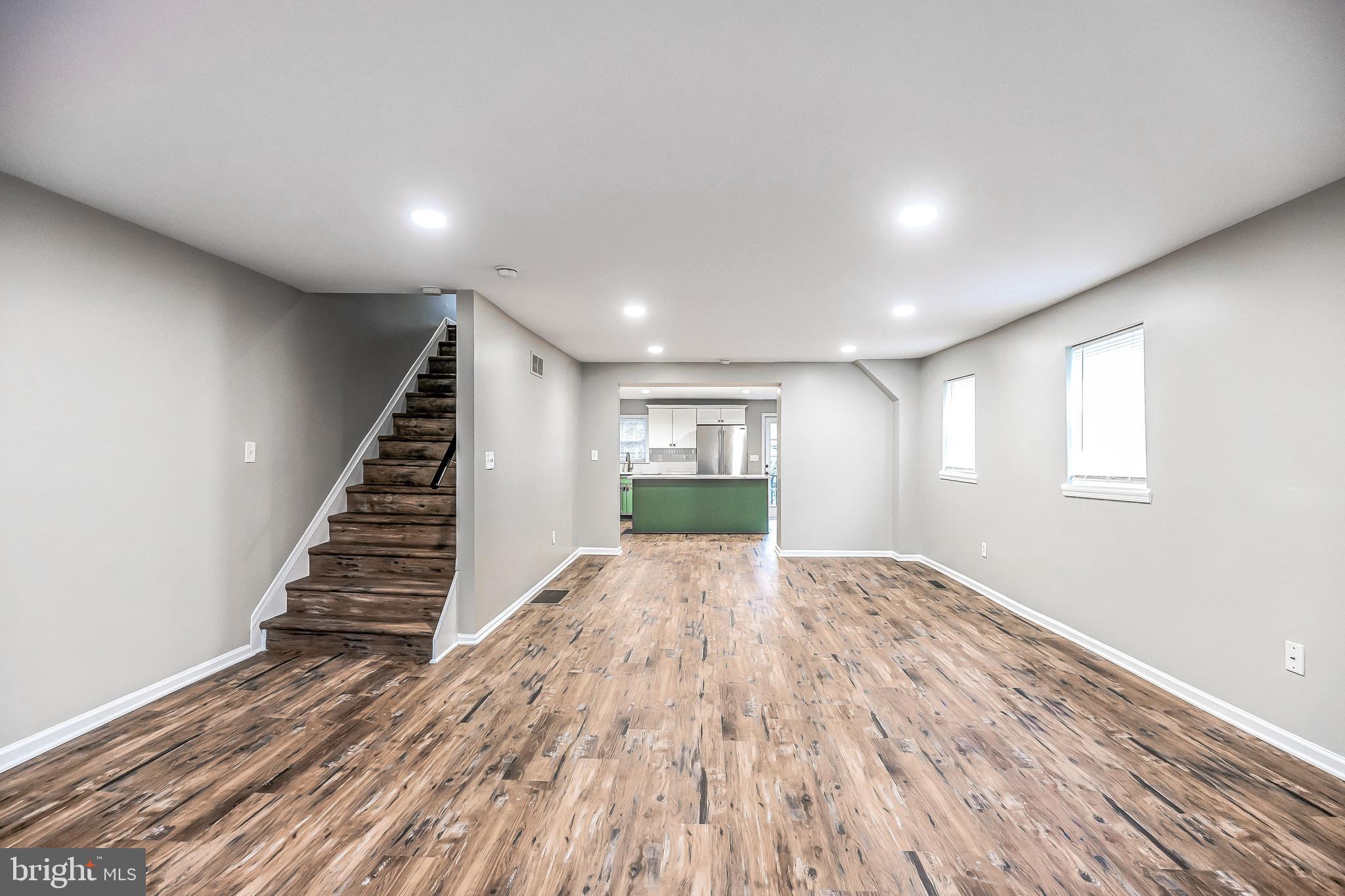 203 FORD ST