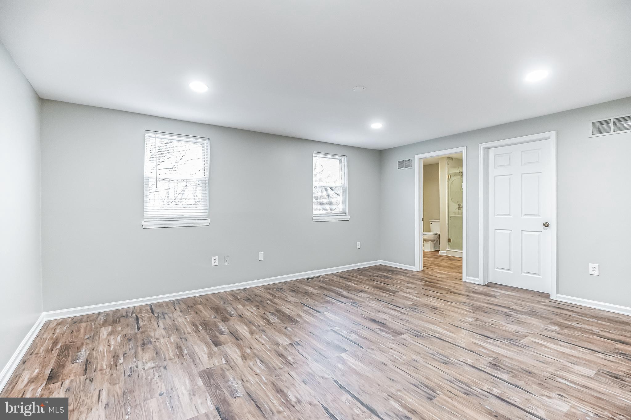 203 FORD ST