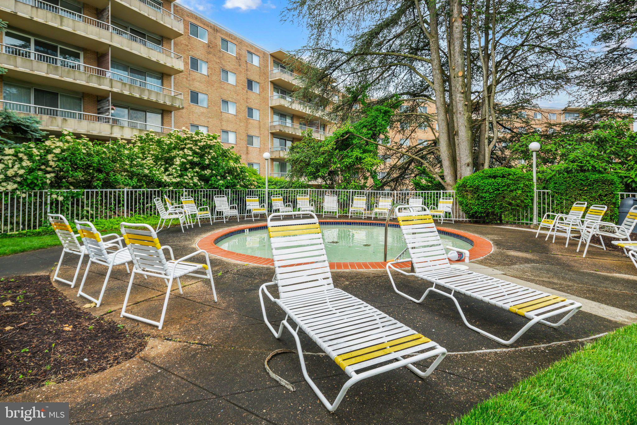 309 Florence Ave #112-N