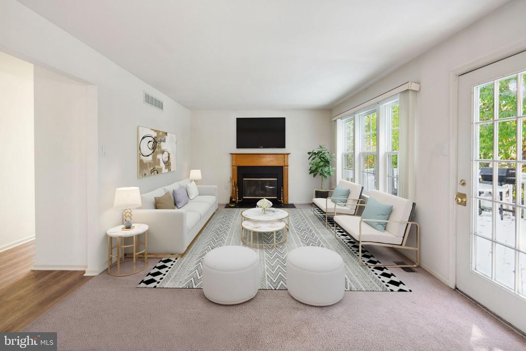 215 Cypress Ln