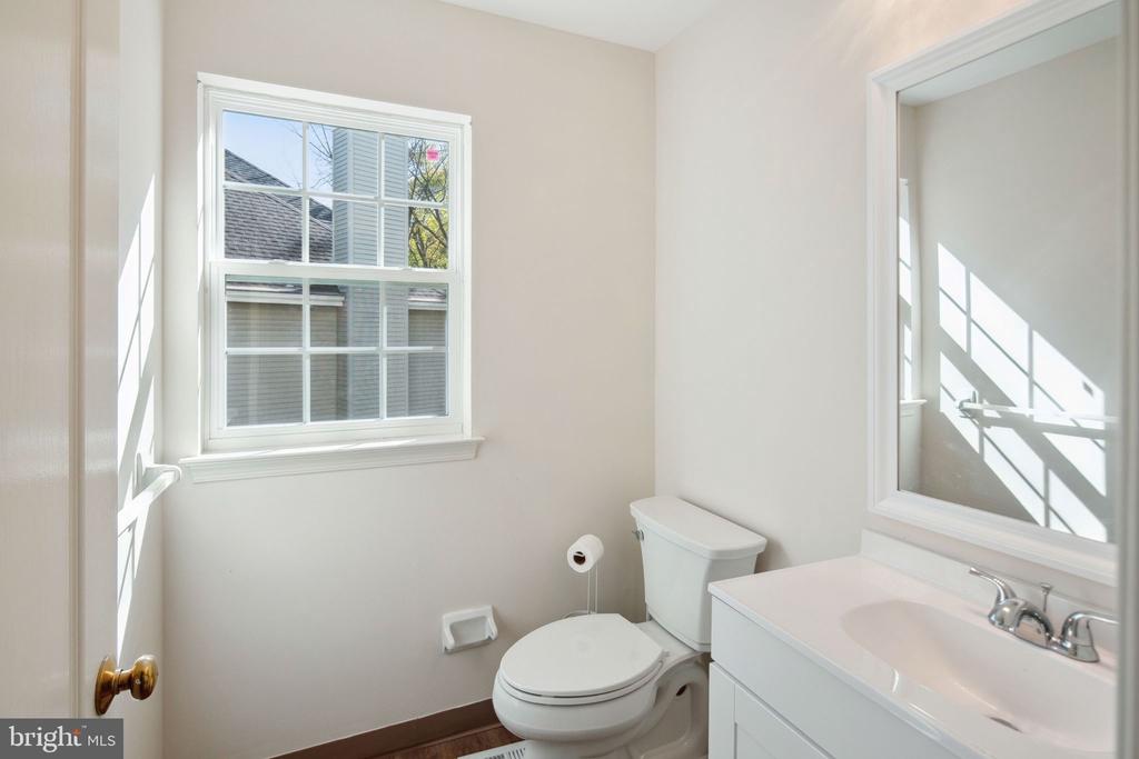 215 Cypress Ln