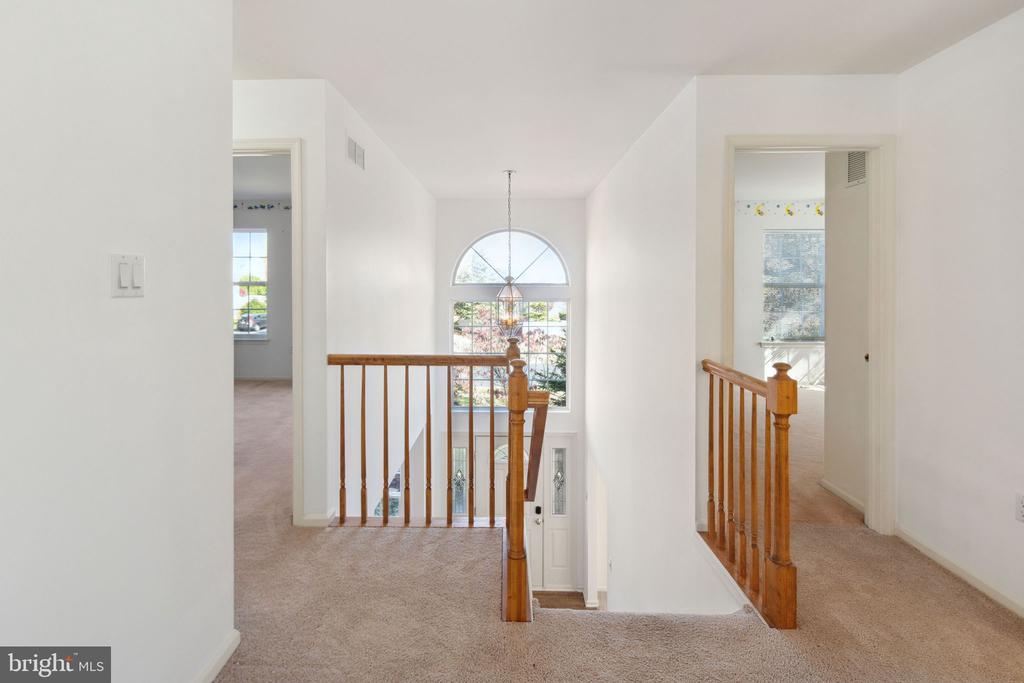 215 Cypress Ln