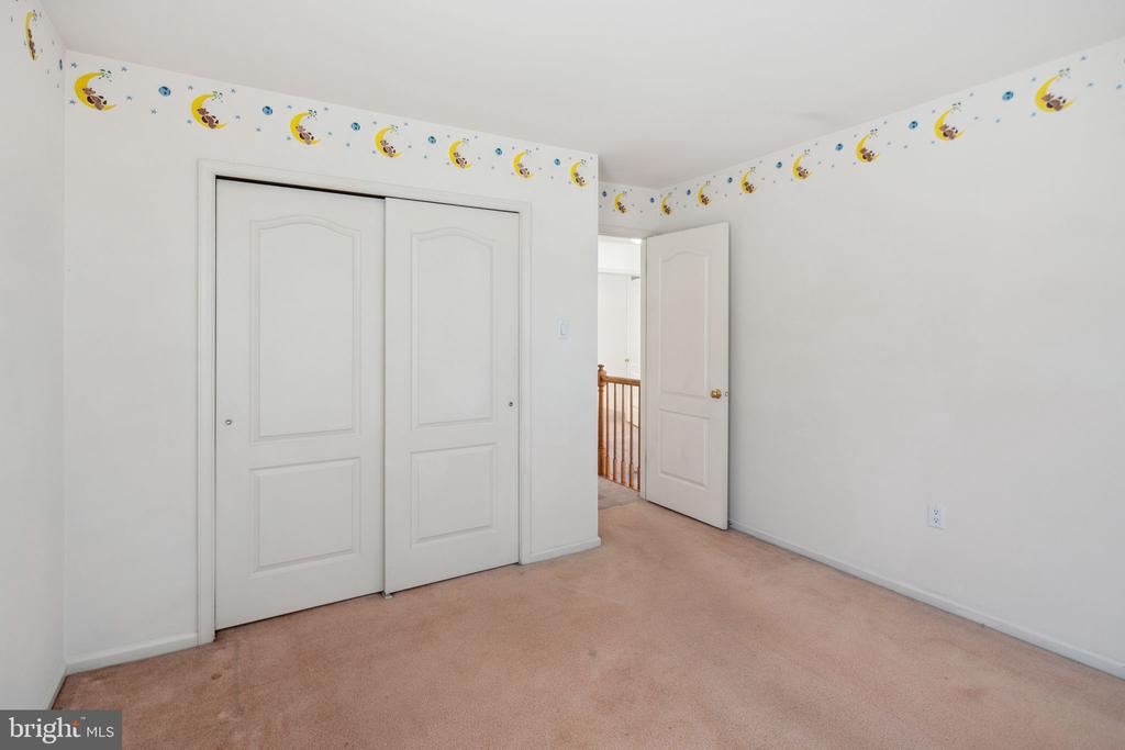 215 Cypress Ln