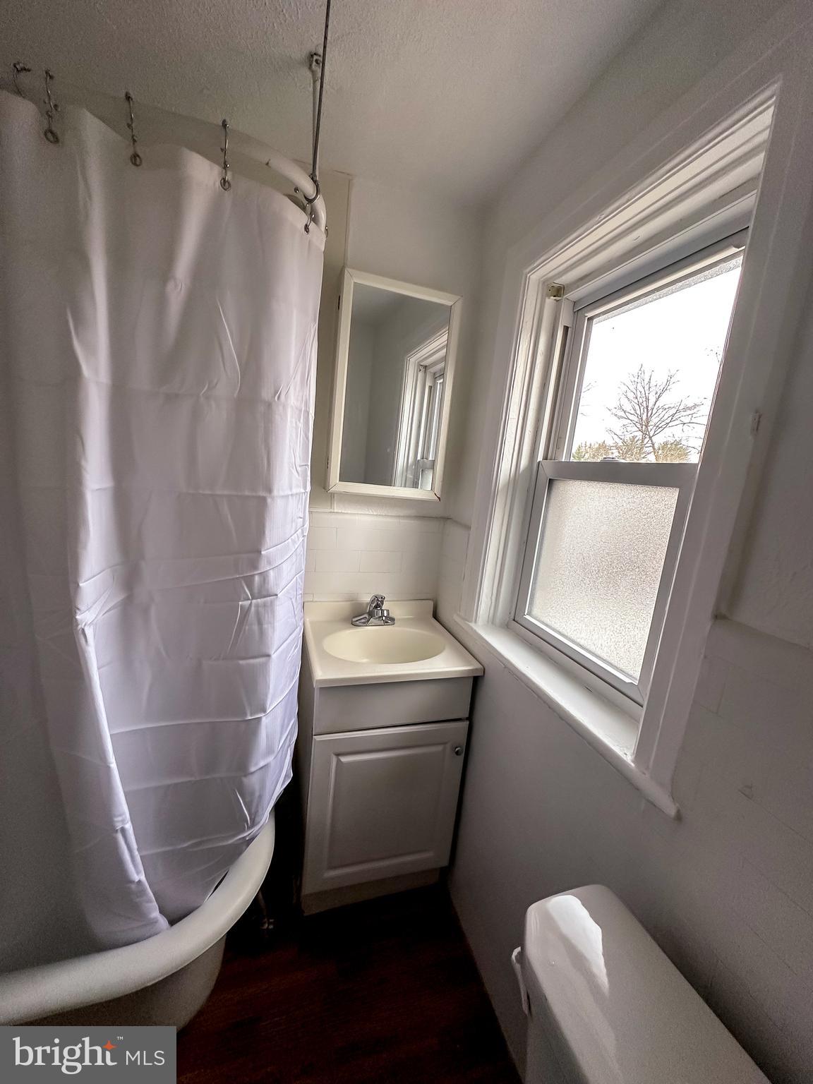 920 TOWNSHIP LINE RD