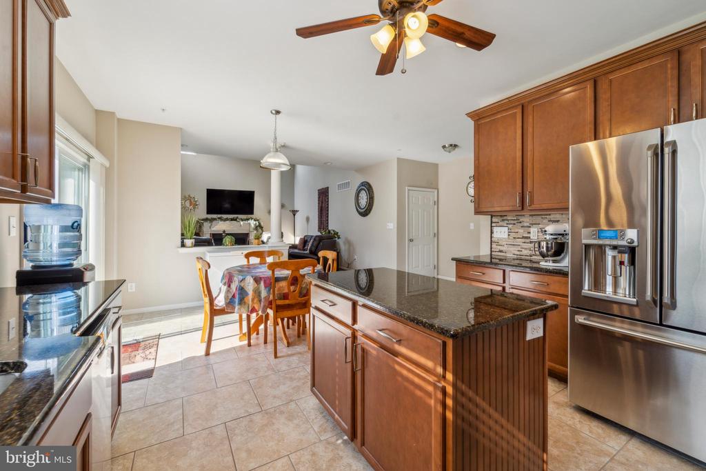 957 Ivy Ln