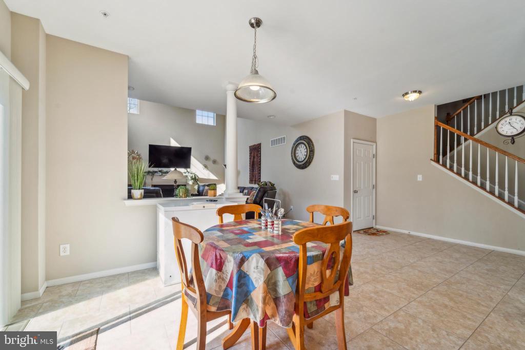957 Ivy Ln