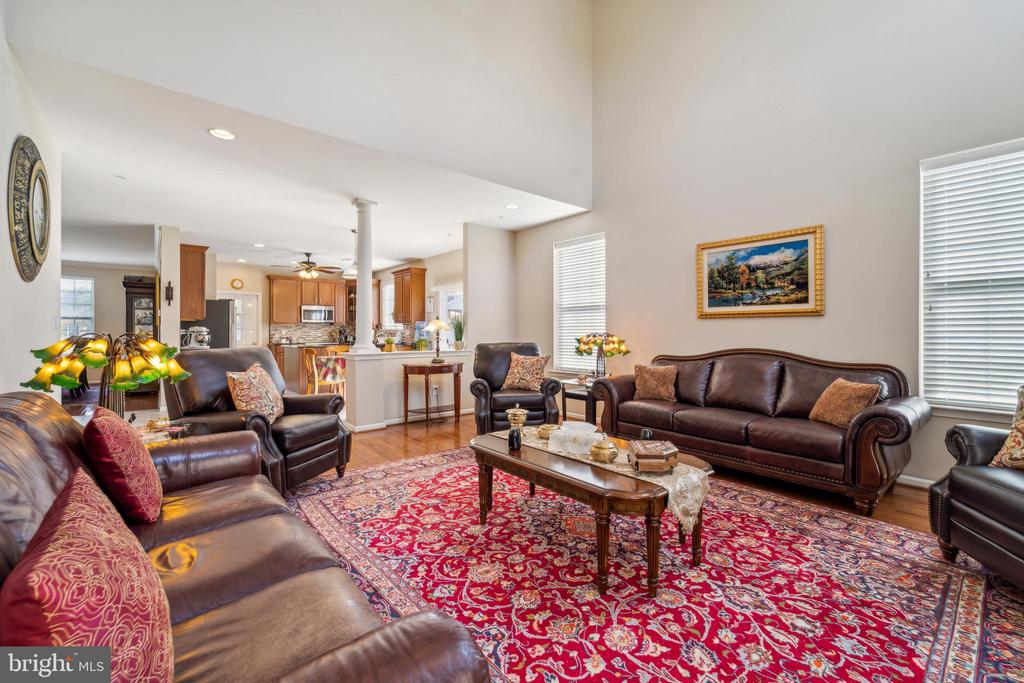 957 Ivy Ln