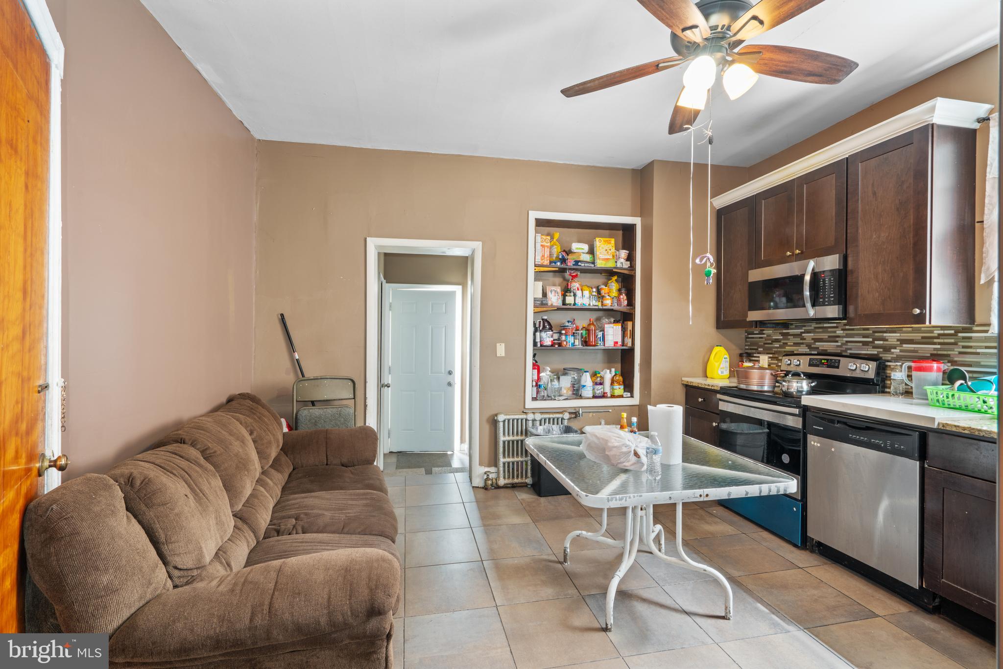 1115 W Main St