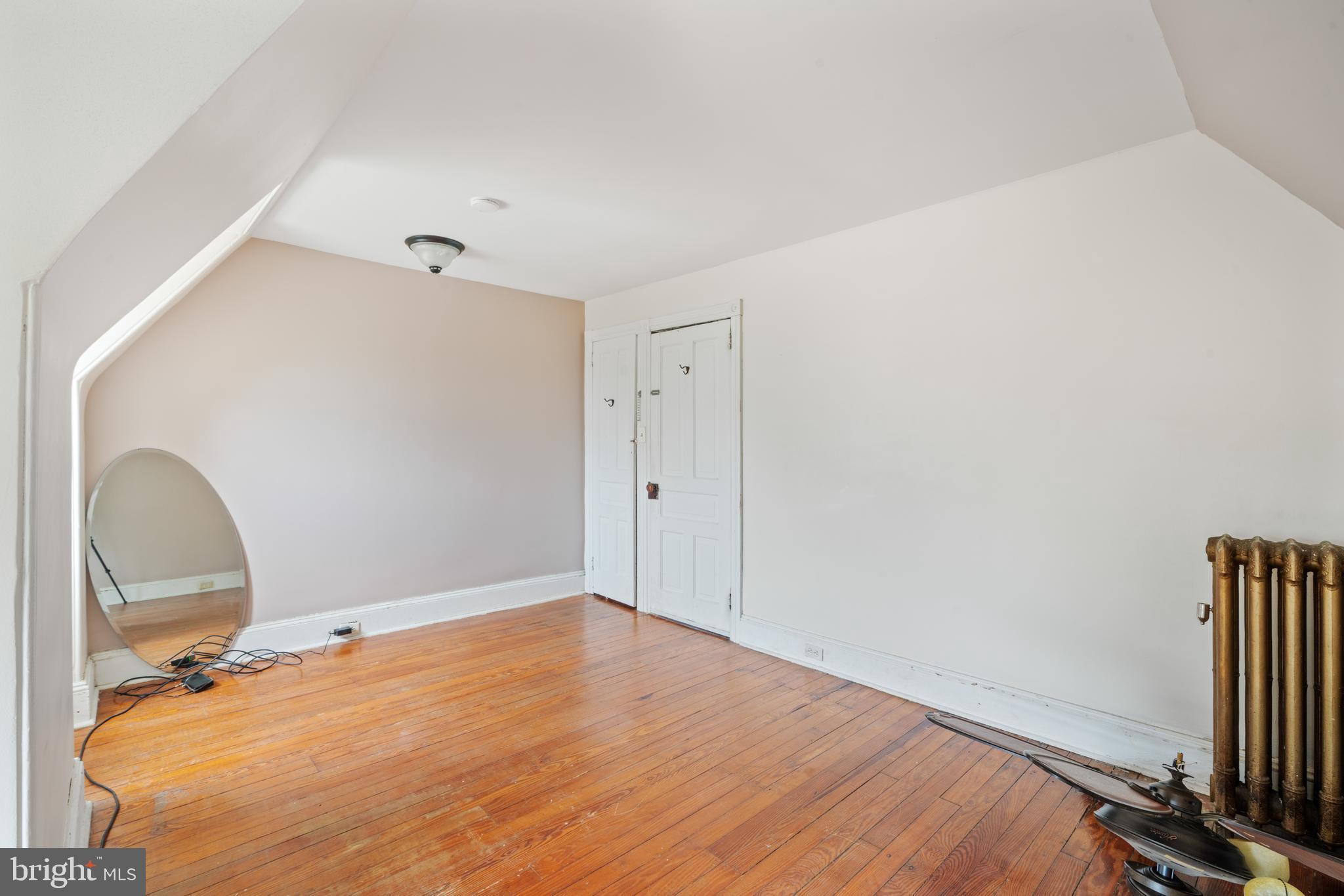 1115 W Main St