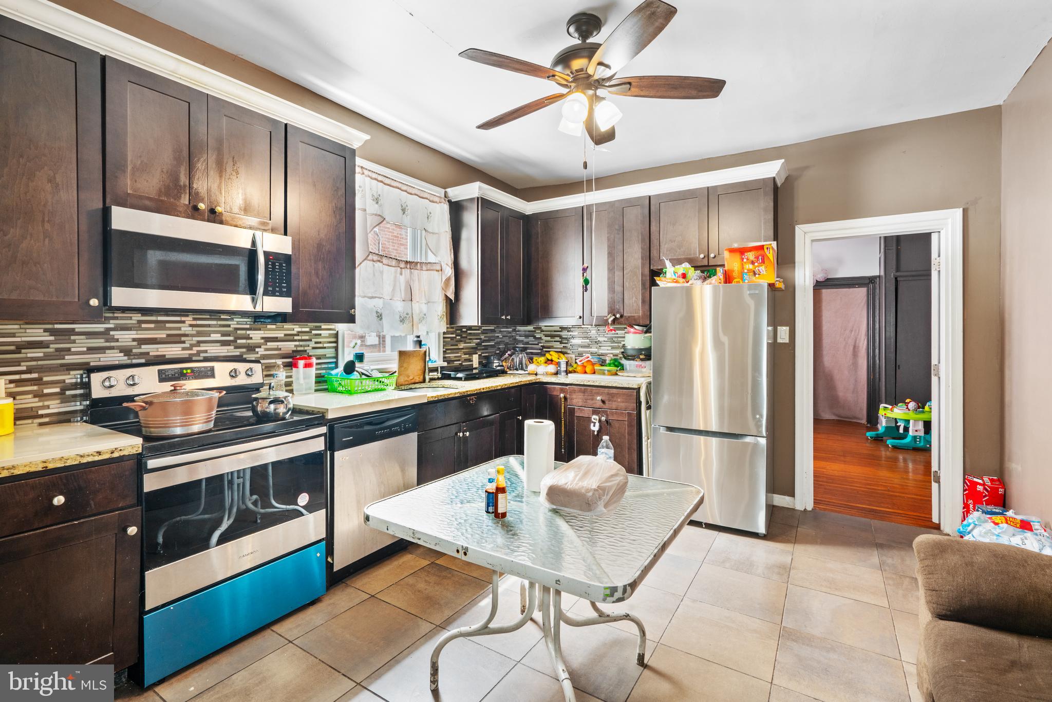 1115 W Main St