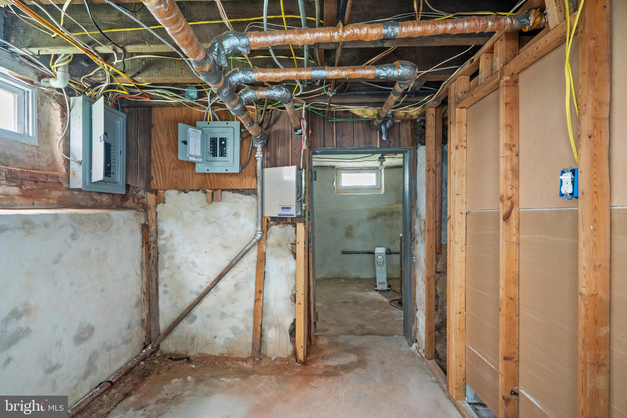 1115 W Main St