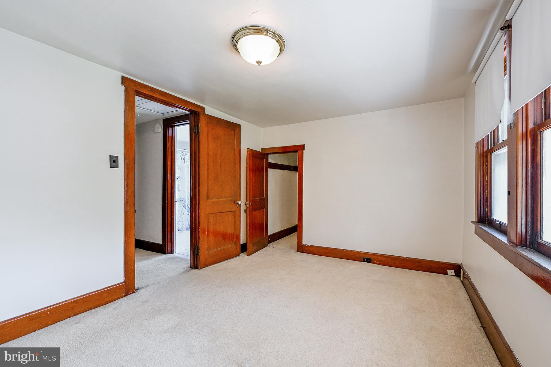 23 Berks St