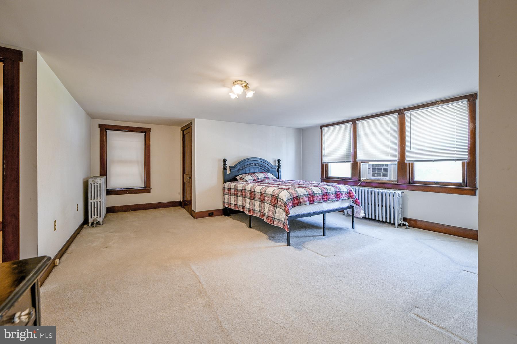 23 Berks St