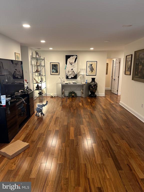 1637 OAKWOOD DRIVE Unit: CONDO 101