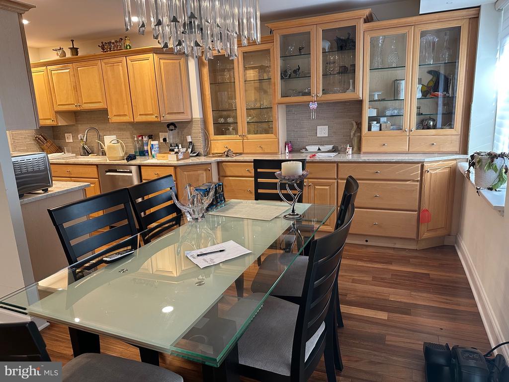 1637 OAKWOOD DRIVE Unit: CONDO 101