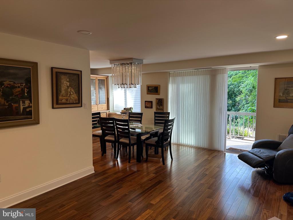 1637 OAKWOOD DRIVE Unit: CONDO 101