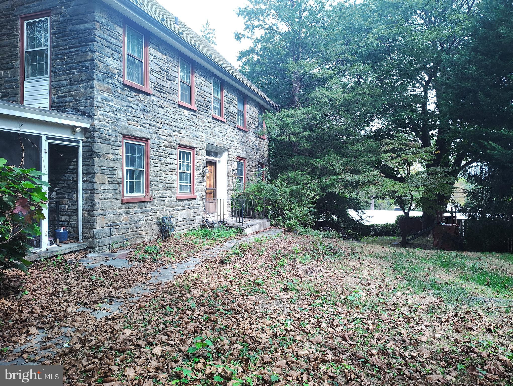 625 CHELTEN HILLS DRIVE