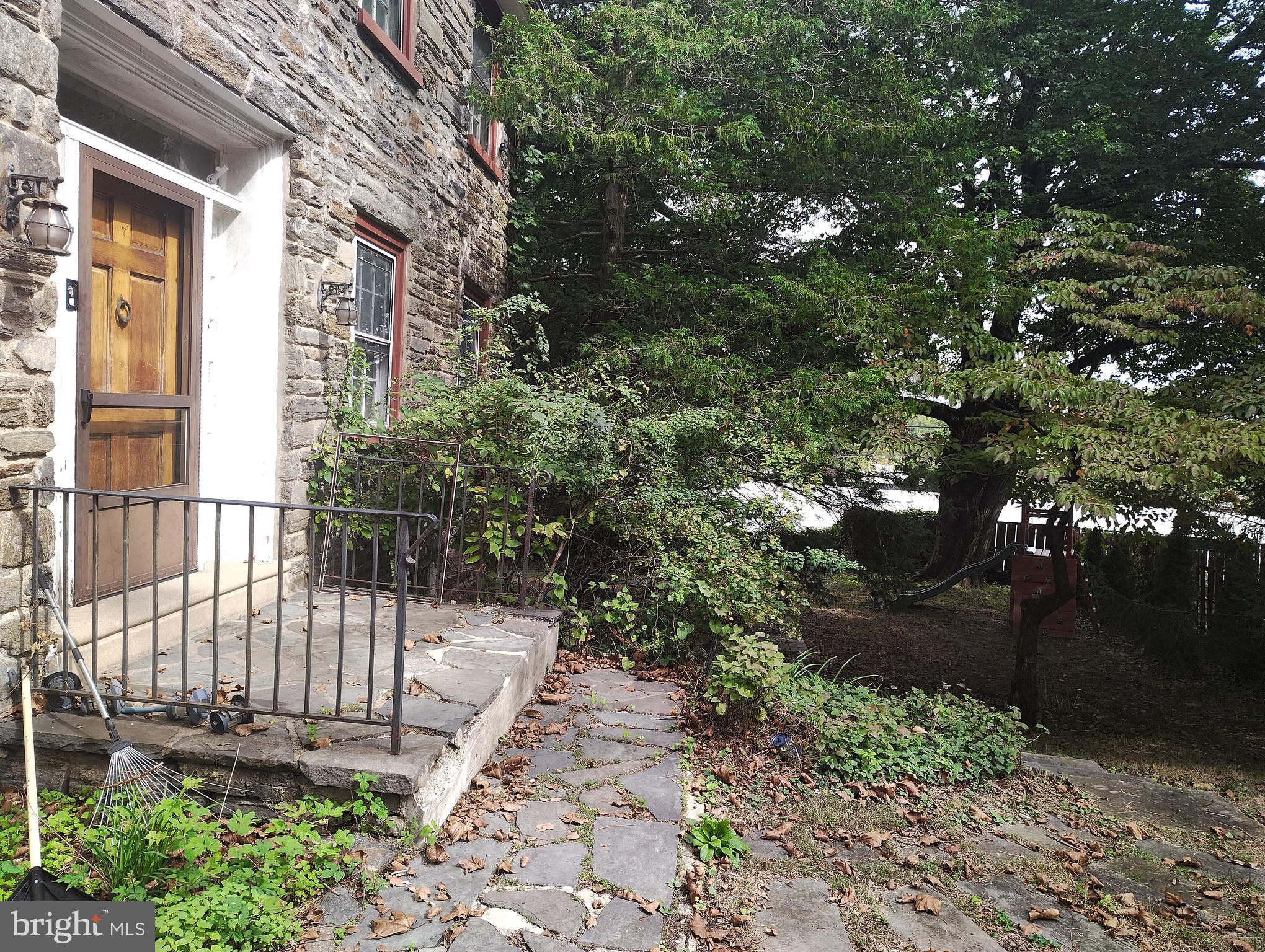 625 CHELTEN HILLS DRIVE