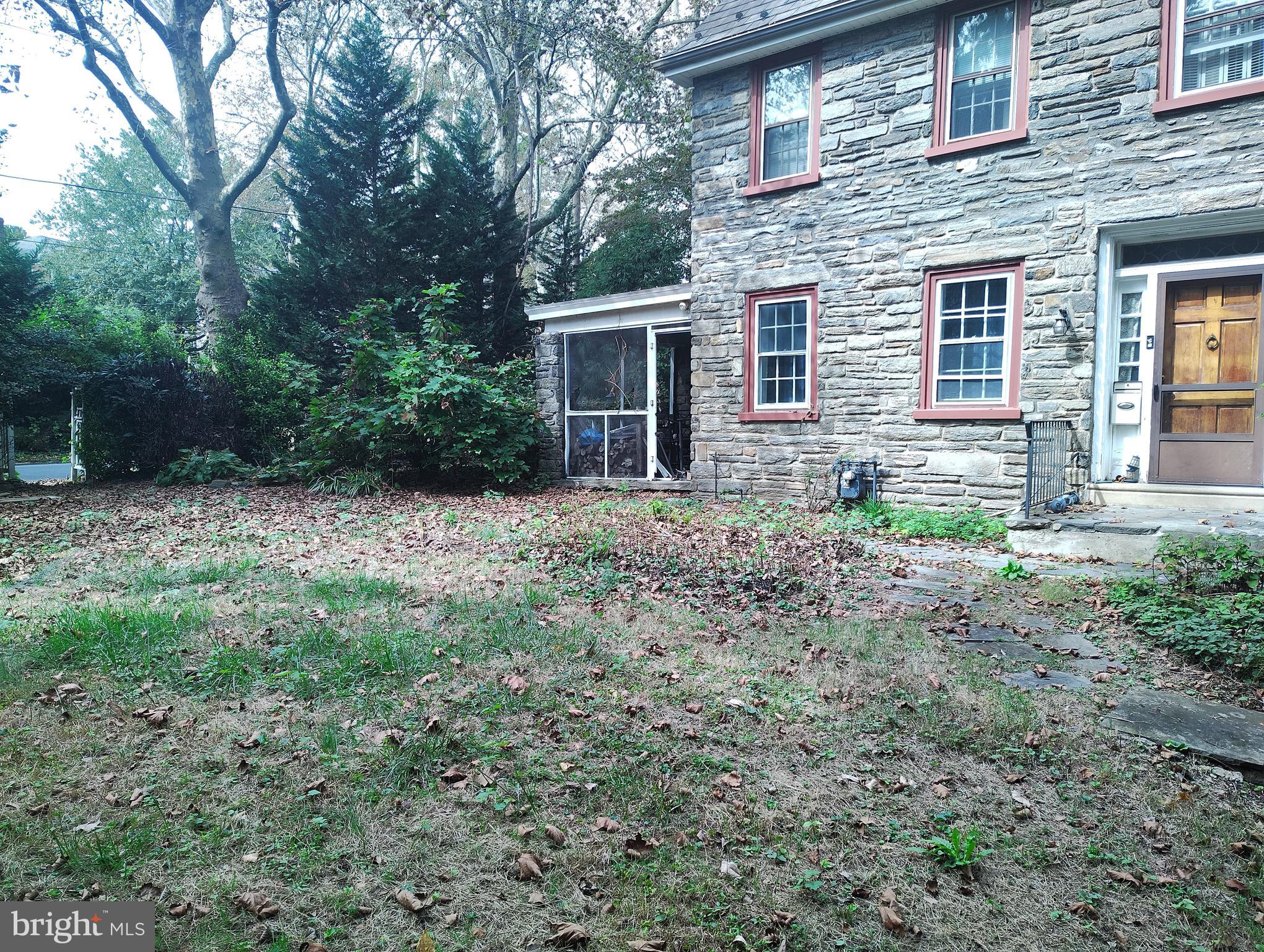 625 CHELTEN HILLS DRIVE