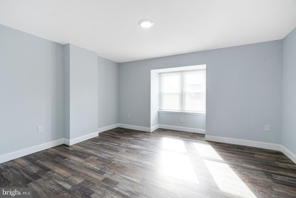 725 W LAFAYETTE STREET