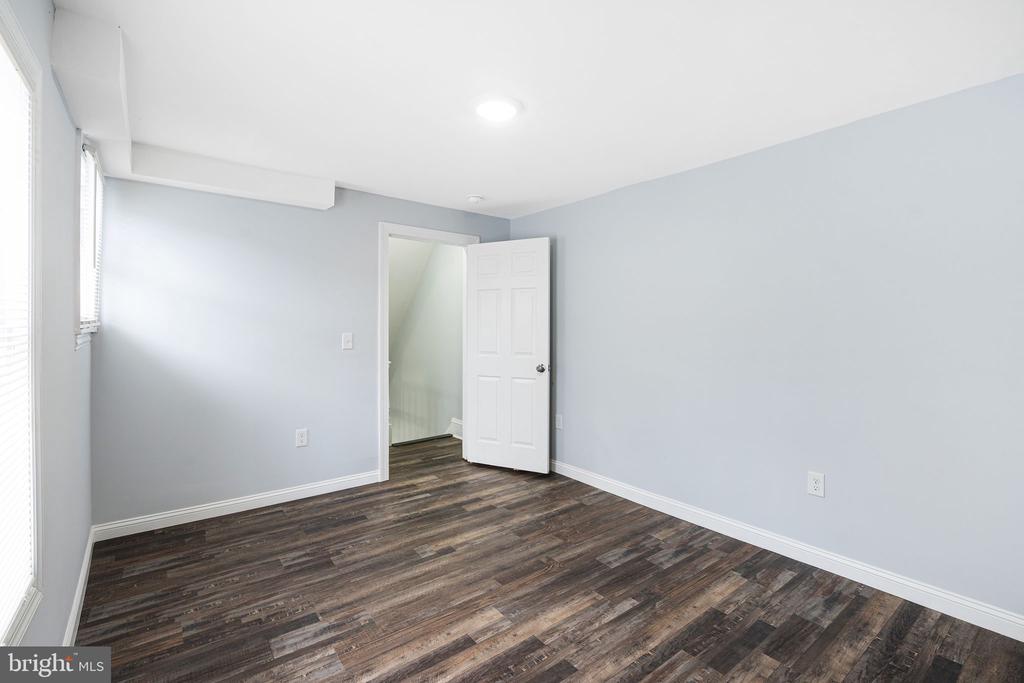725 W LAFAYETTE STREET