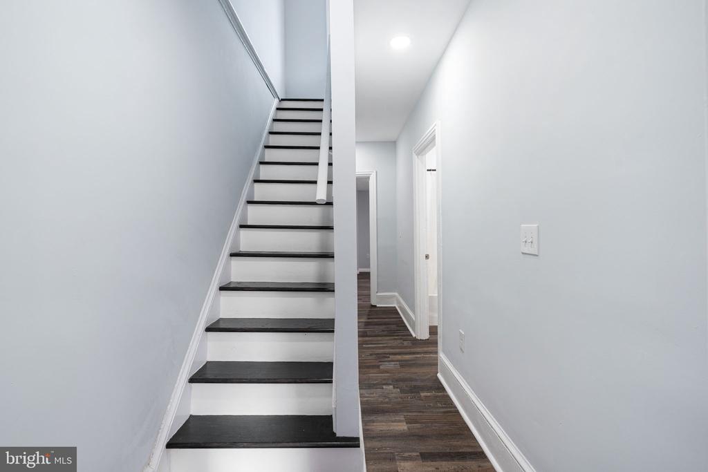 725 W LAFAYETTE STREET