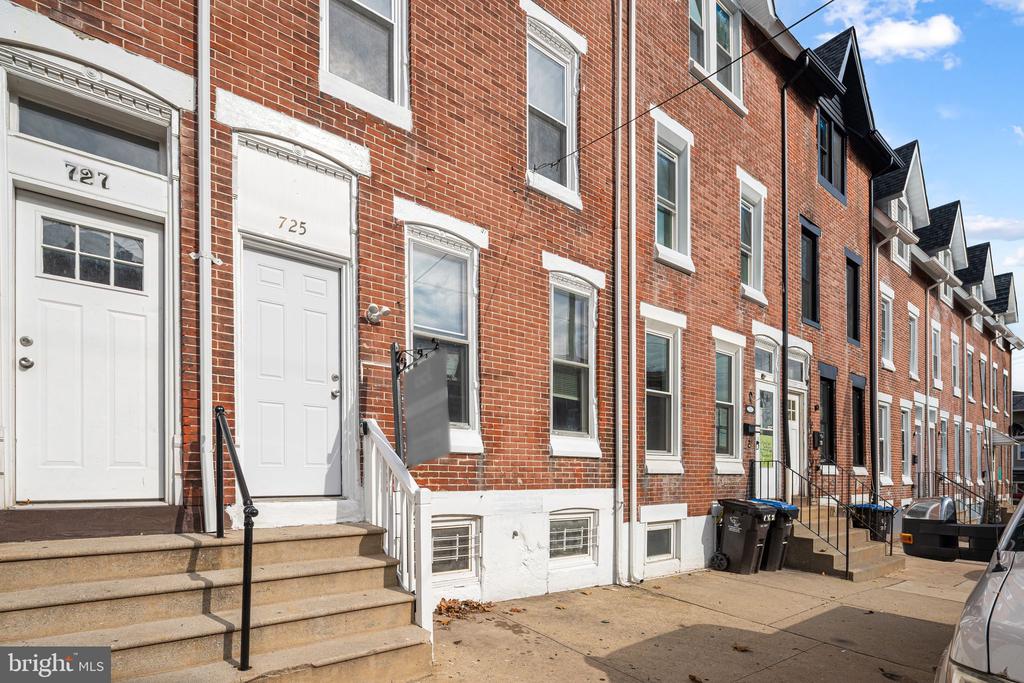 725 W LAFAYETTE STREET
