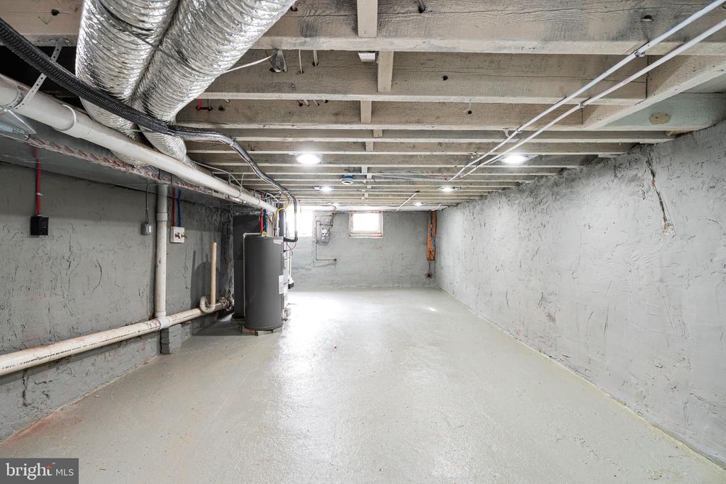 725 W LAFAYETTE STREET