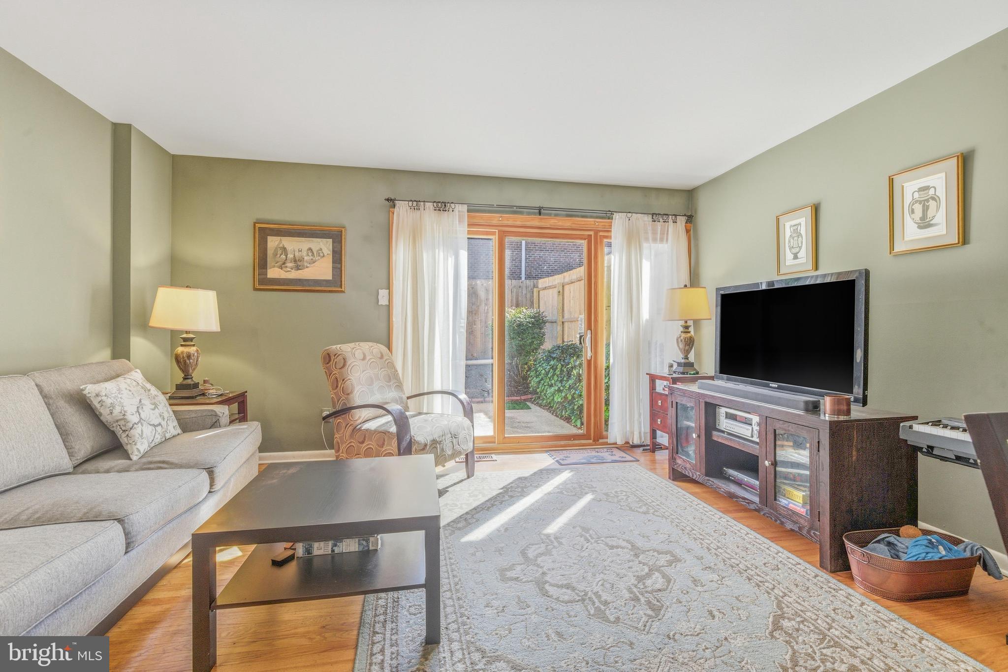 106 W MONTGOMERY AVENUE 8