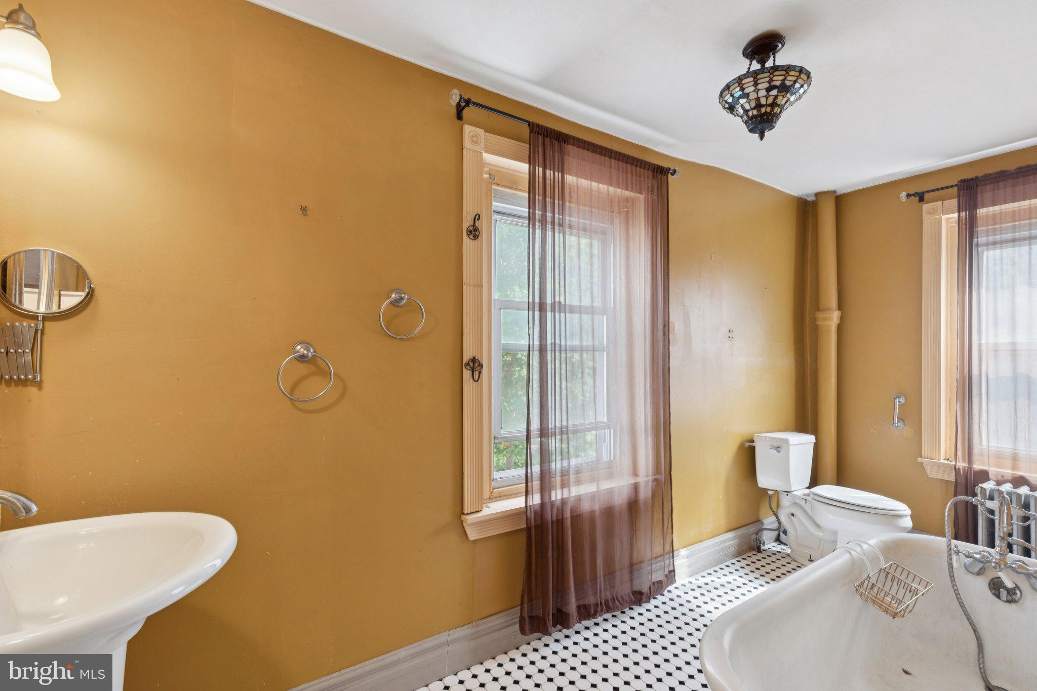 220 JEFFERSON STREET