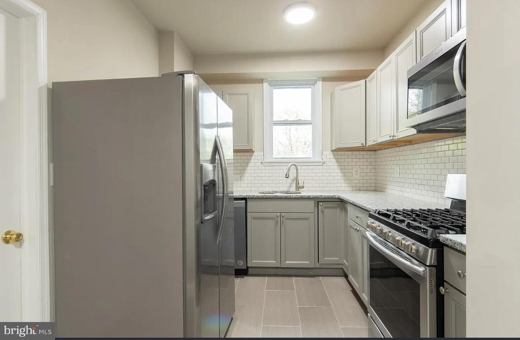 115 MONTGOMERY AVENUE 2