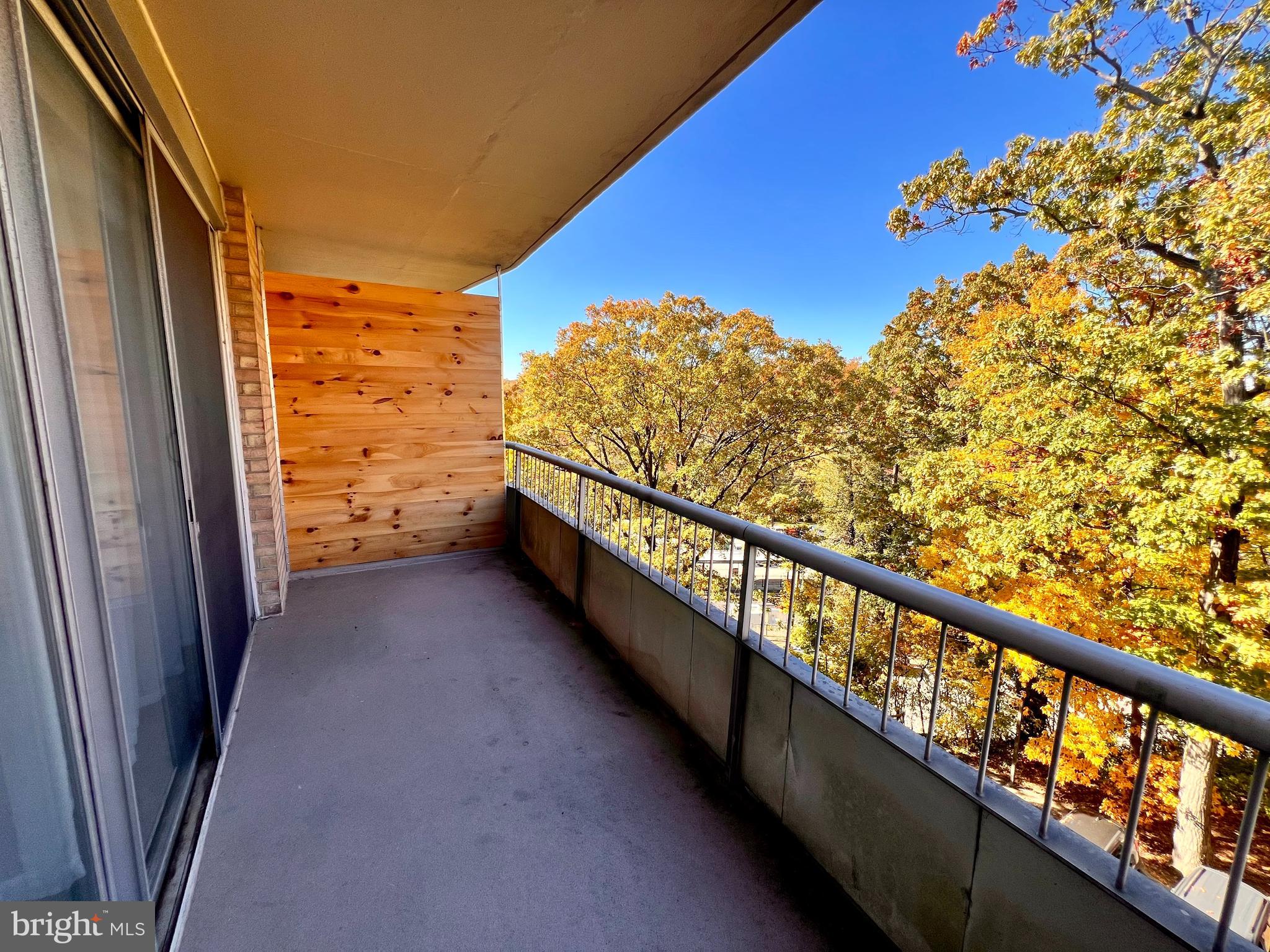 100 WEST AVENUE 418-S