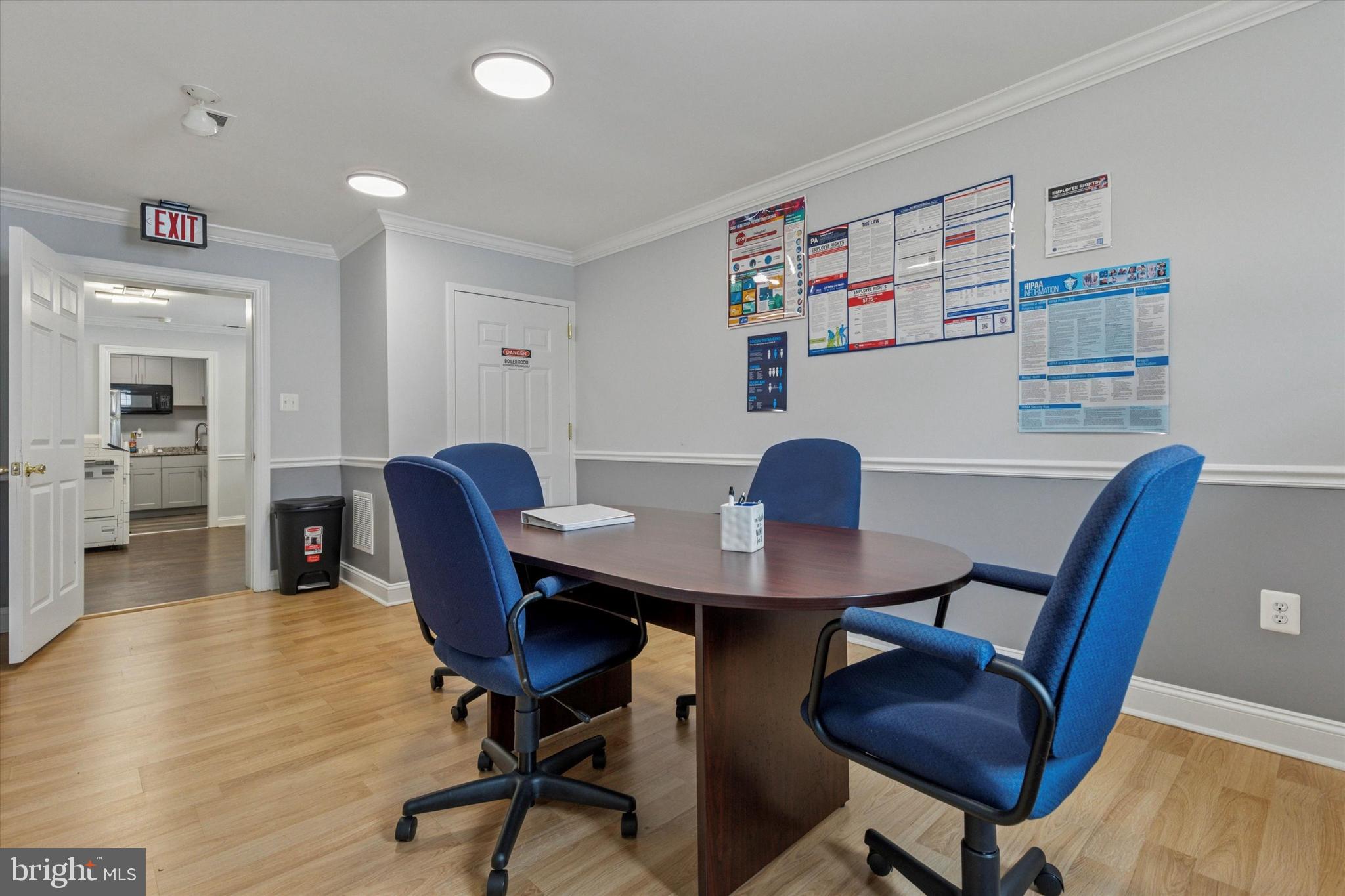 239 W GERMANTOWN PIKE