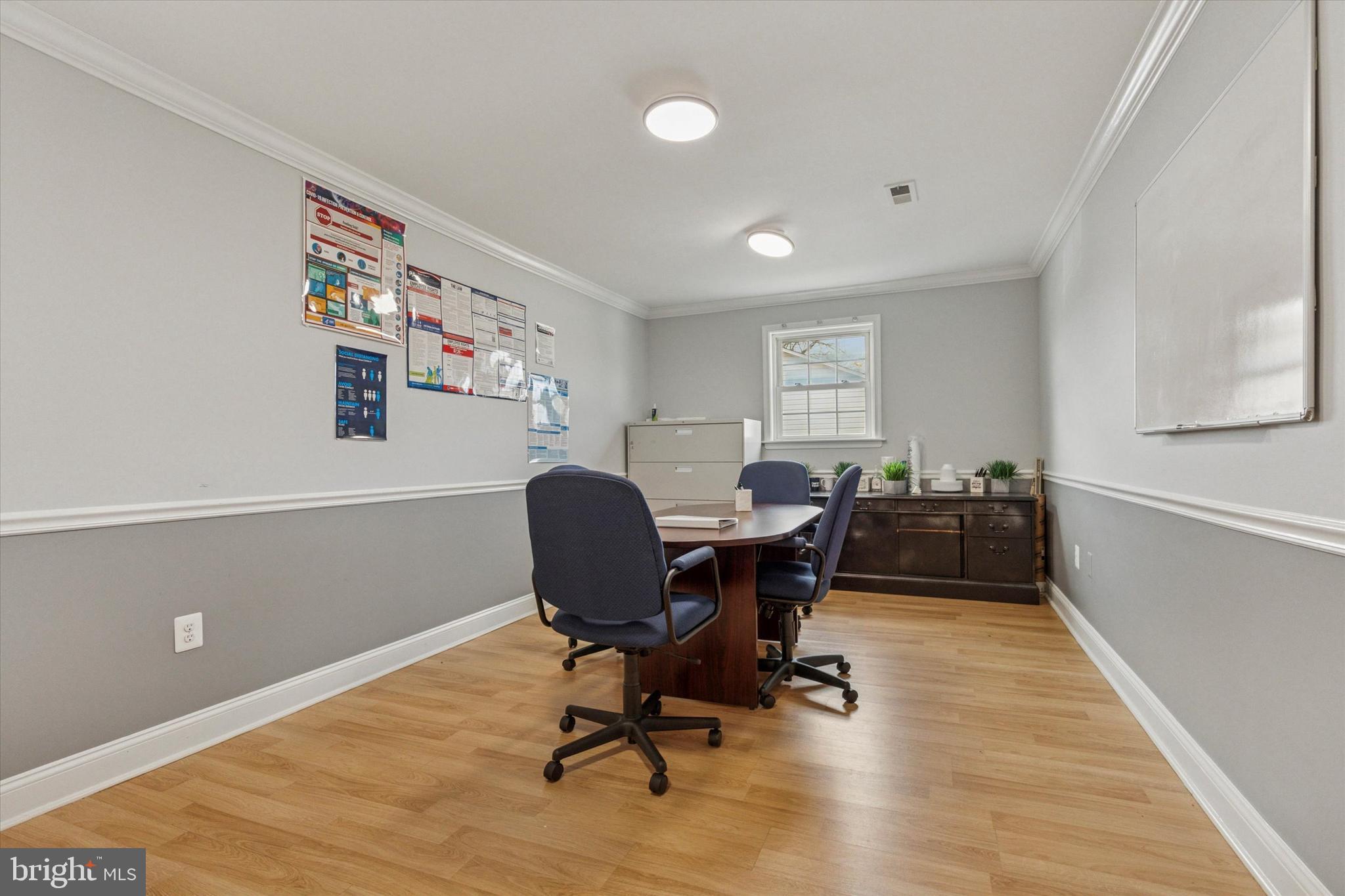 239 W GERMANTOWN PIKE