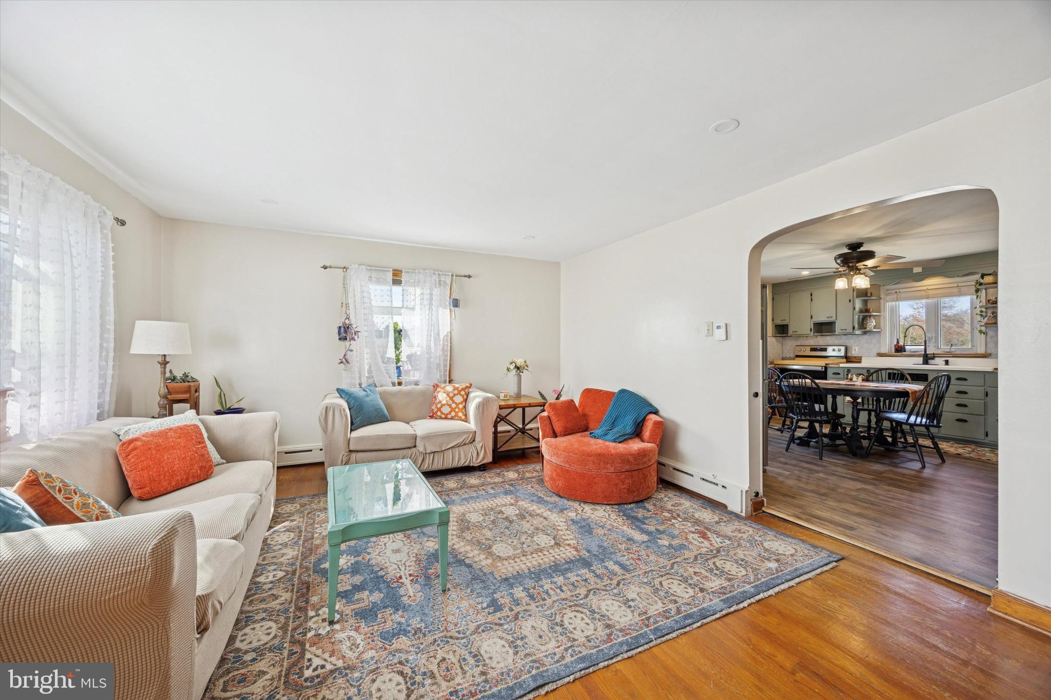 2951 N CHARLOTTE STREET