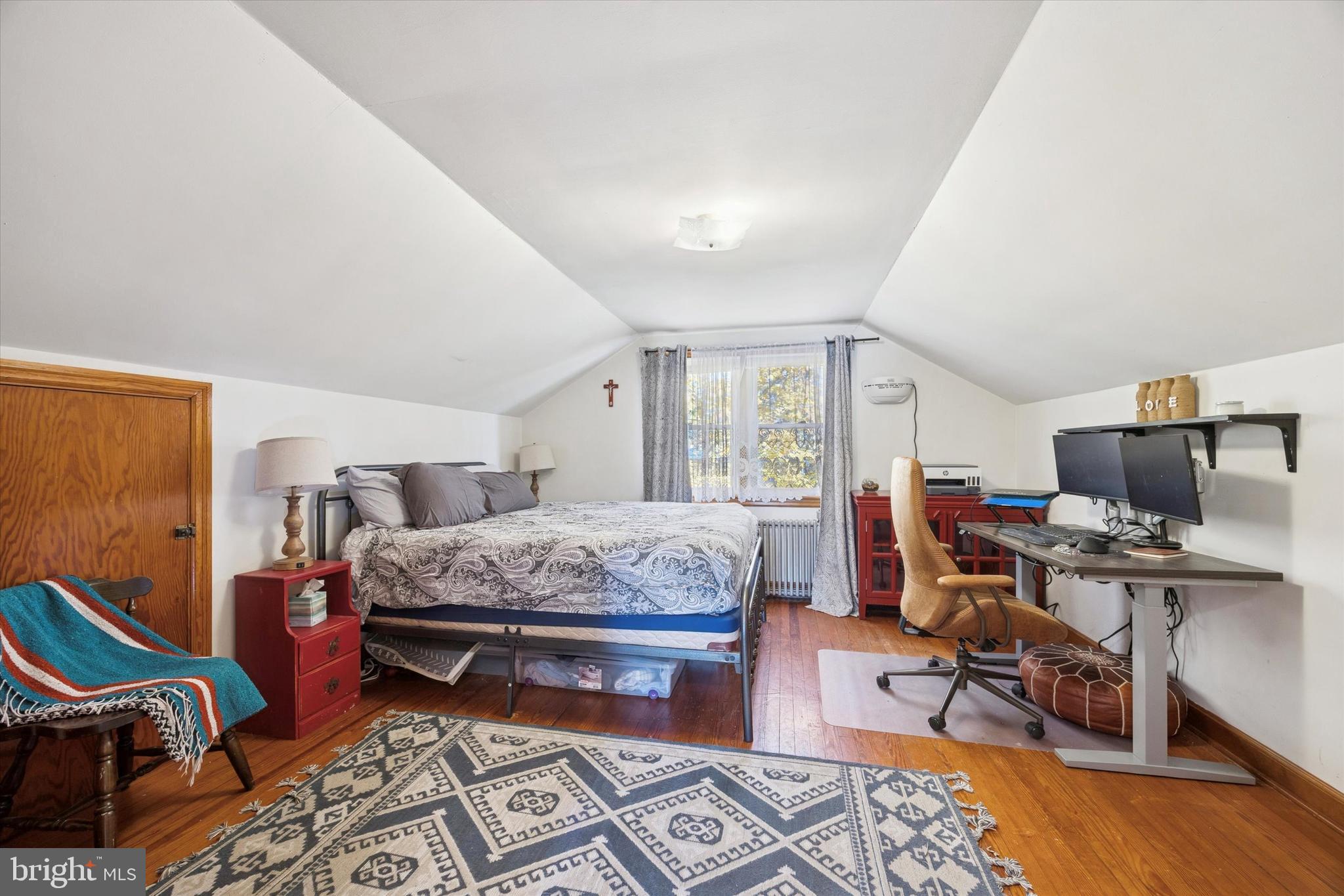 2951 N CHARLOTTE STREET