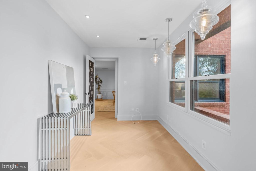 101 CHESWOLD LANE 2-F