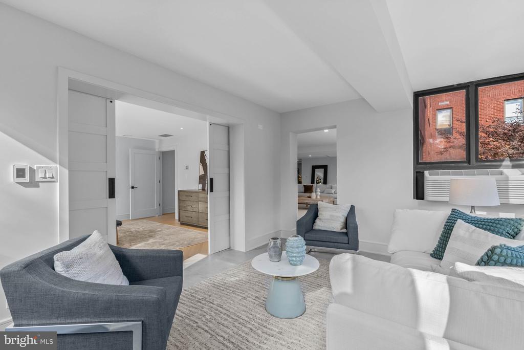 101 CHESWOLD LANE 2-F