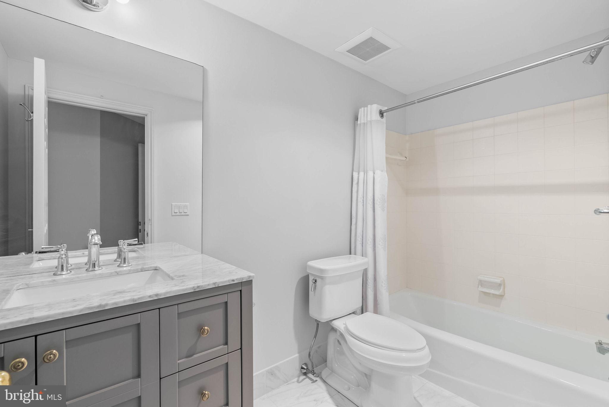 101 CHESWOLD LANE 2-F