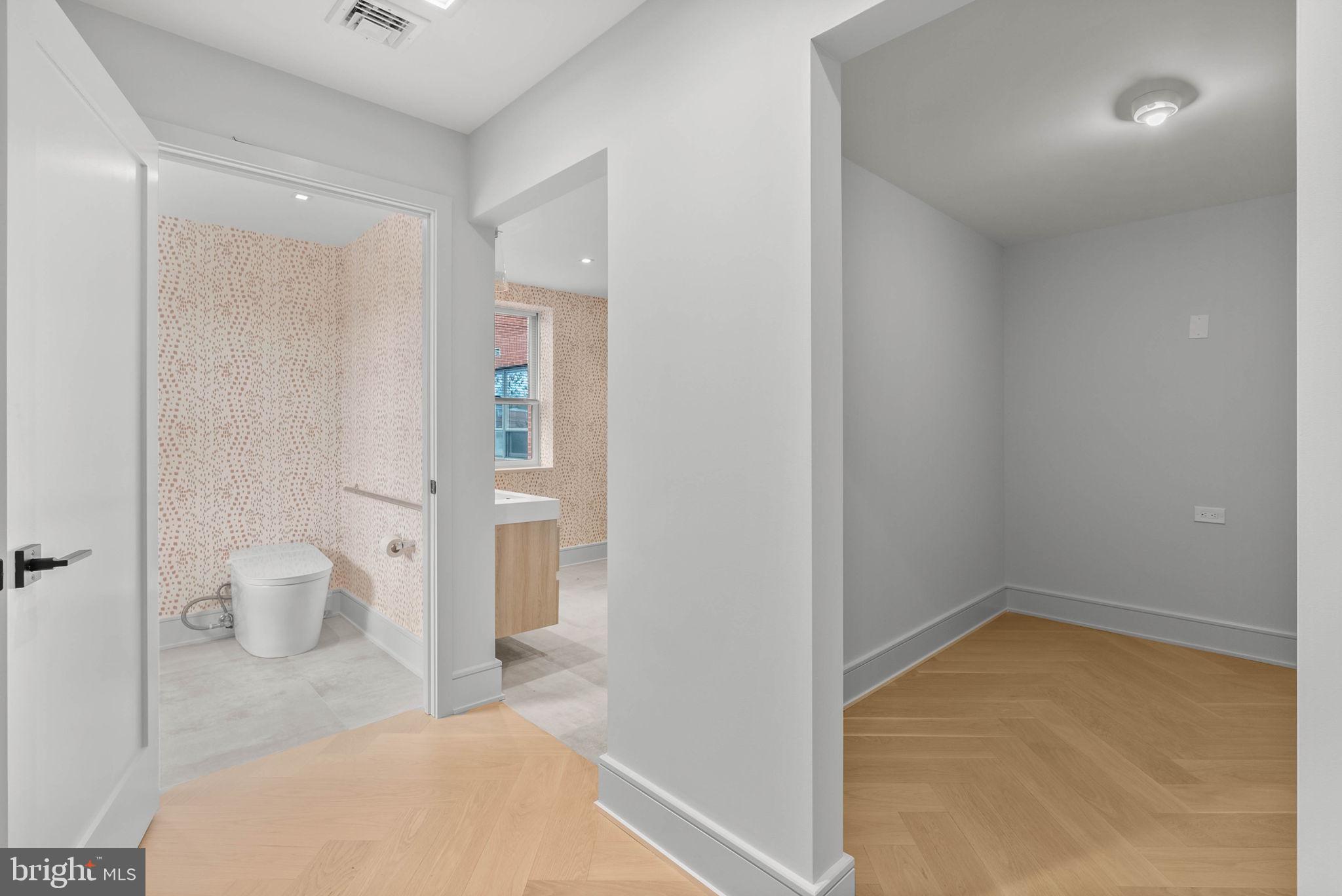 101 CHESWOLD LANE 2-F