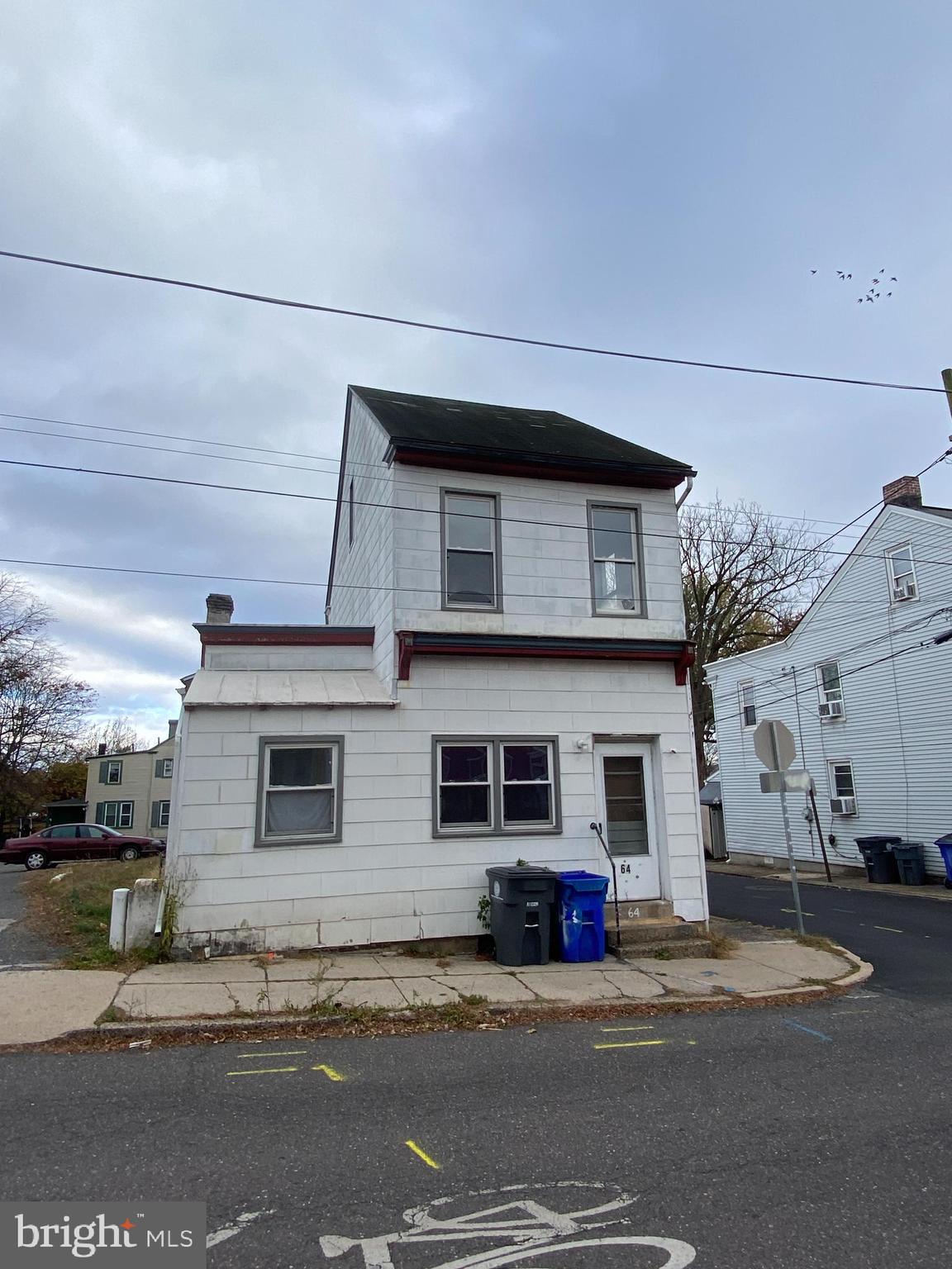 64 S EVANS STREET UNIT 2