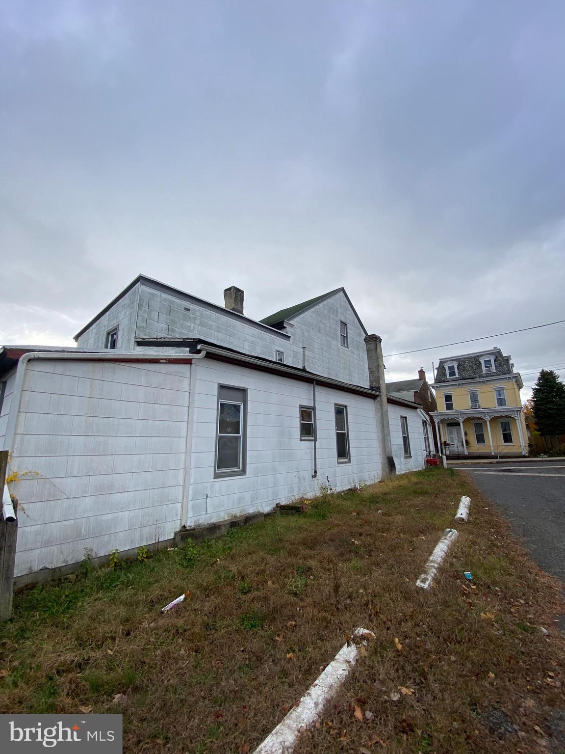 64 S EVANS STREET UNIT 2