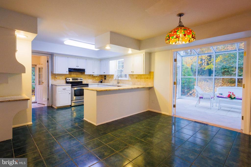 1536 FULTON DRIVE