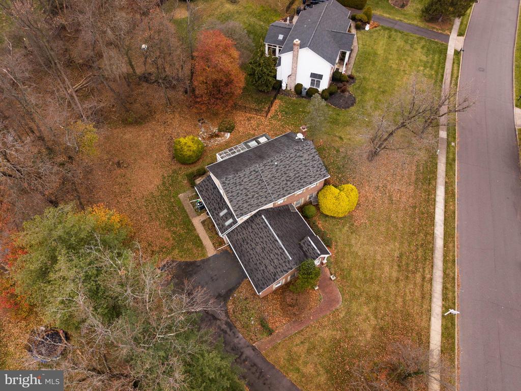 1536 FULTON DRIVE