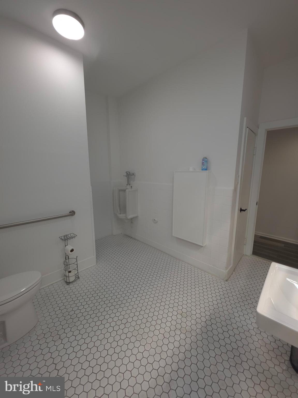 1300 E MERMAID LANE A