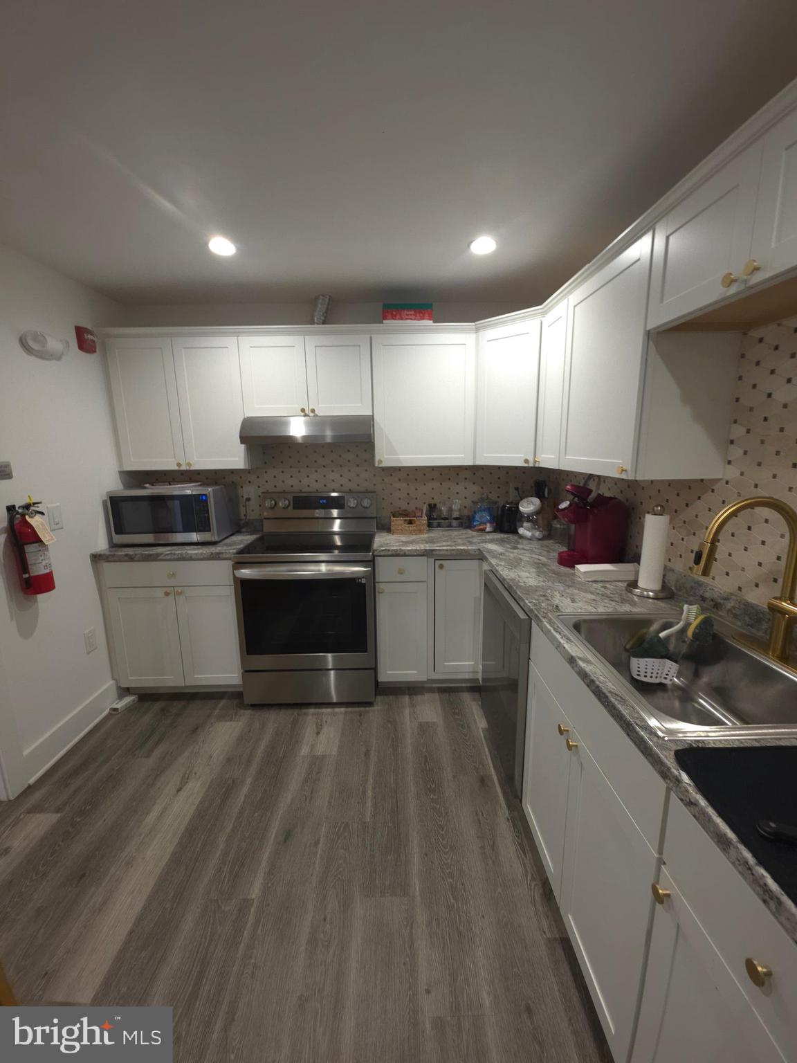 1300 E MERMAID LANE A