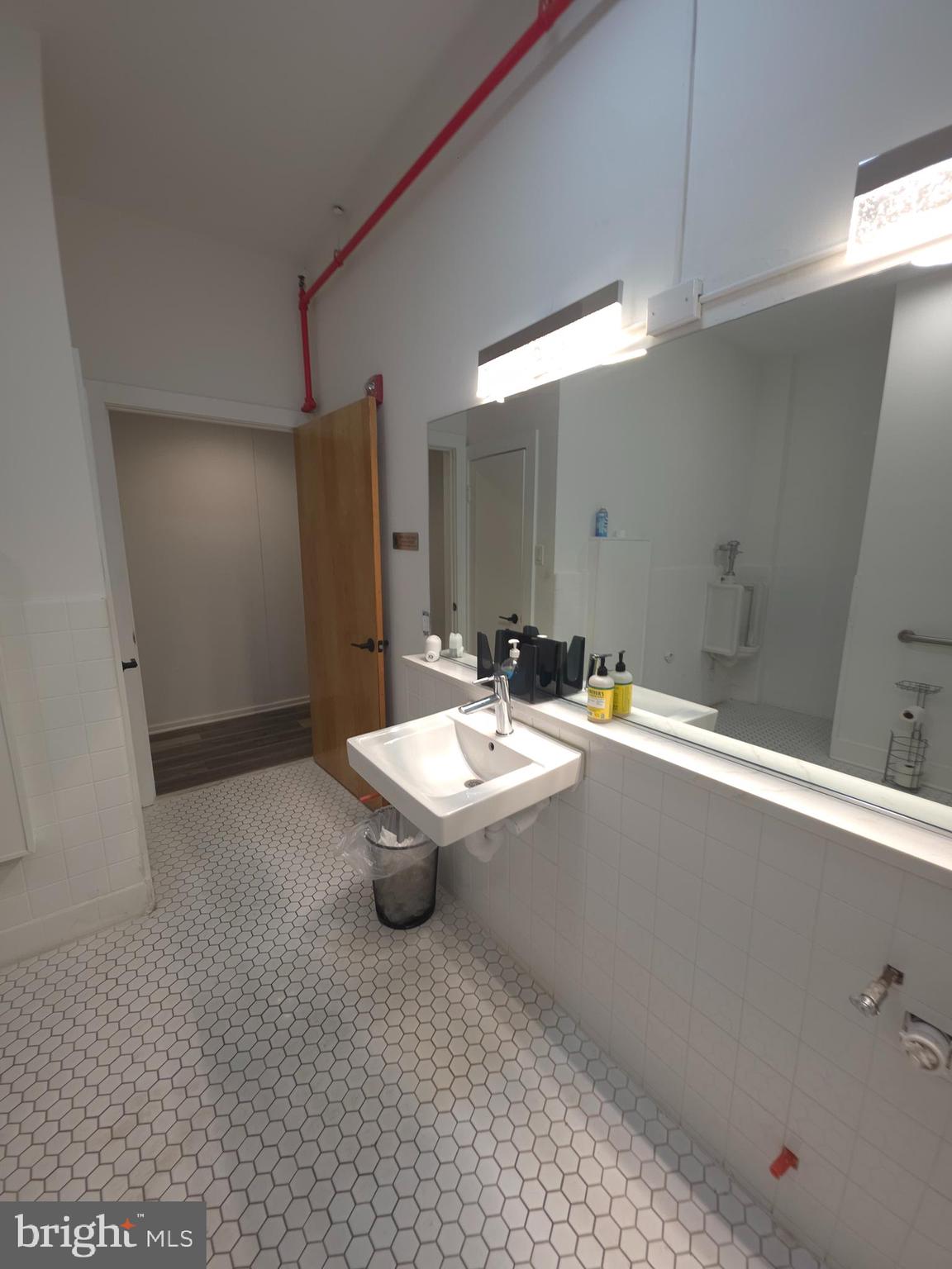 1300 E MERMAID LANE A