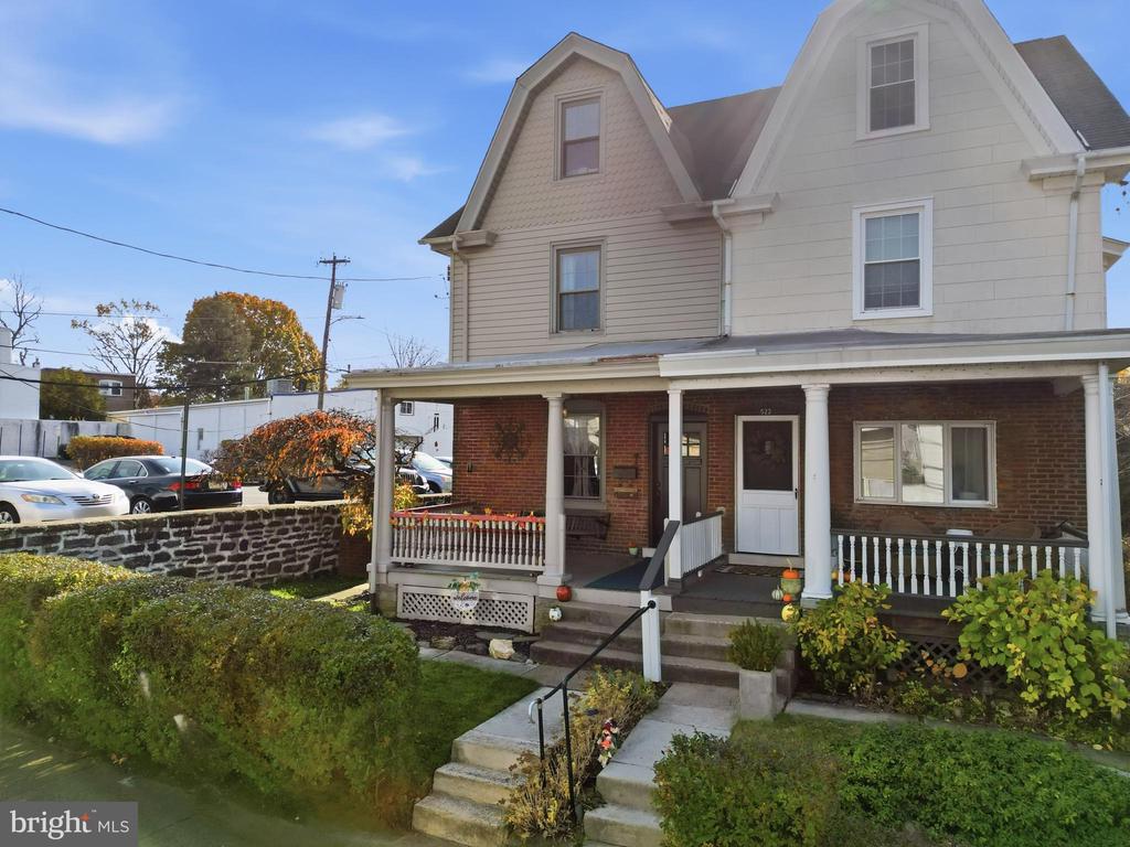524 GREENWOOD AVENUE