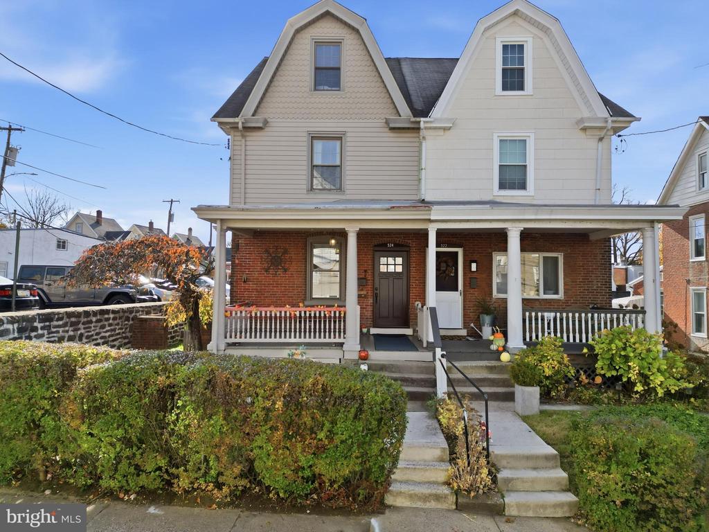 524 GREENWOOD AVENUE